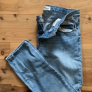 Gap Relaxed Boyfriend Jean